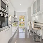 Apartment Stunning 2-bedroom With Panoramic Views Marbella