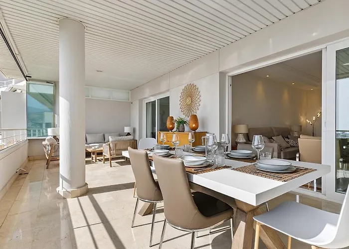 Stunning 2-bedroom With Panoramic Views