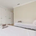 Stunning 2-bedroom With Panoramic Views *