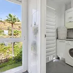 Апартаменты Stunning 2-bedroom With Panoramic Views *