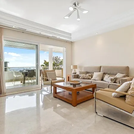Апартаменты Stunning 2-bedroom With Panoramic Views Марбелья