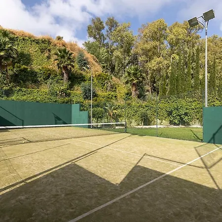 アパート Stunning 2-bedroom With Panoramic Views